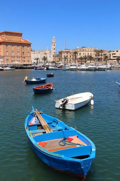 Bari Şehri Balıkçı Tekneleri Apulia Bölgesinde Liman Talya — Stok fotoğraf