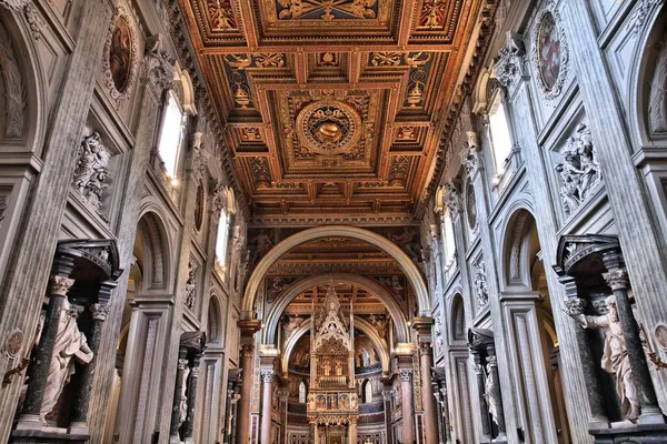 이탈리아 2012 라테란 대성당의 유명한 바로크 랜드마크 324 되었다 — 스톡 사진