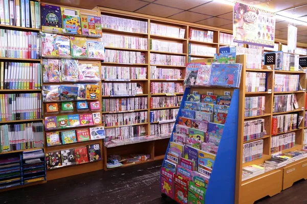 2018年11月22日 台湾基隆一家书店的漫画书选集 — 图库照片