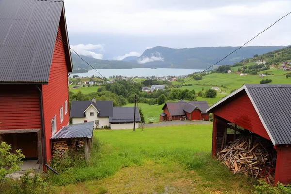 Hafslo Noruega Paisagem Rural Lago Hafslovatnet Condado Sogn Fjordane — Fotografia de Stock