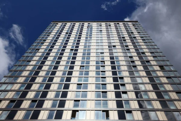 英国谢菲尔德 2016 圣保禄塔在谢菲尔德 英国约克郡 阿伦德尔门街 高档住宅摩天大楼是最高的建筑在谢菲尔德 101 — 图库照片