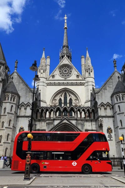 London Juli 2016 Die Leute Fahren New Routemaster Bus Strand — Stockfoto