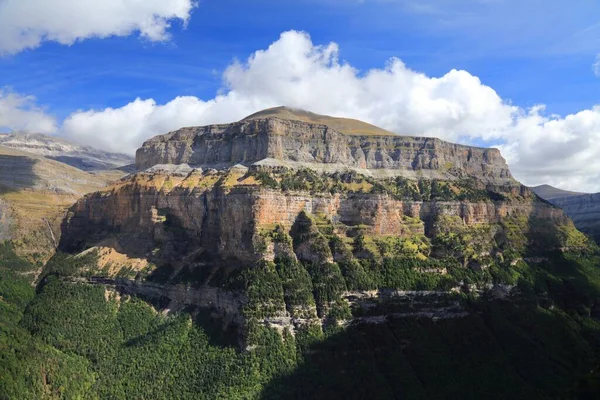 Morron Tobacor Španělských Pyrenejích Pohled Turistické Stezky Senda Los Cazadores — Stock fotografie