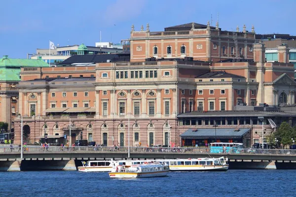 斯德哥尔摩 2018年8月24日 斯德哥尔摩市的瑞典皇家歌剧院 Royal Swedish Opera 斯德哥尔摩是瑞典的首都 也是人口最多的地区 — 图库照片