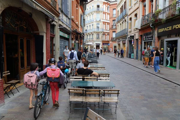 Toulouse France September 2021 People Visit Downtown Toulouse City Capitole — Stock Photo, Image