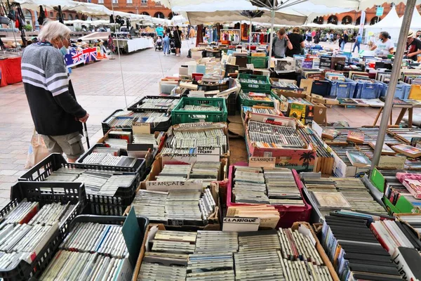 Toulouse Francia Septiembre 2021 Gente Visita Antiguo Puesto Dvd Del — Foto de Stock