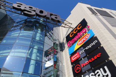 BYTOM, POLAND - 8 Mart 2015: Polonya 'nın Slaskie bölgesindeki Bytom kentindeki Agora alışveriş merkezi.