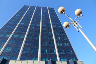 SOSNOWIEC, POLAND - 9 Mart 2015: Sosnowiec 'teki Silezya Üniversitesi Toprak Bilimi Fakültesi (Zyleta binası). 2015 yılı itibariyle Silezya Üniversitesi 'nde 32 binden fazla öğrenci bulunmaktadır..