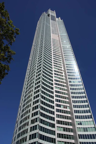 黄金海岸 澳大利亚 2008年3月23日 澳大利亚黄金海岸的Q1塔 该建筑于2005年完工 23米 是世界第三高的住宅塔 2011年 — 图库照片