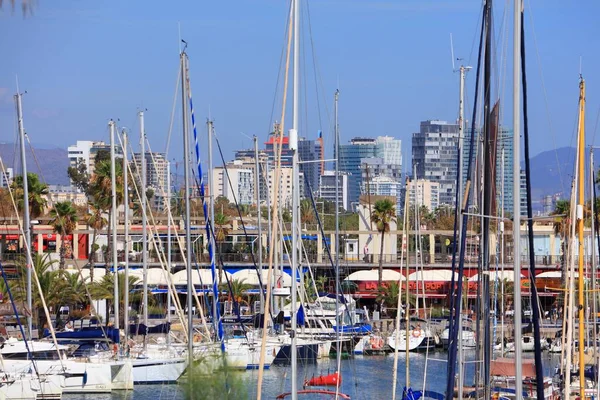 Barcelona Španělsko Října 2021 Jachty Plachetnice Marina Port Vell Barceloně — Stock fotografie