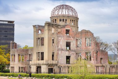 Hiroşima 'da atom bombası hasarı. Japonya, Hiroşima 'daki atom bombasıyla yıkılan bina..