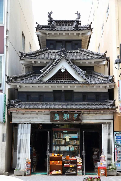 松本市 2012年5月1日 有名な生活堂書店松本市 人口243 571人 2012年 の長野県で2番目に大きい町です — ストック写真