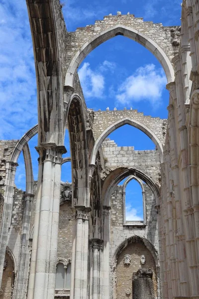 葡萄牙里斯本市 卡莫修院 地震后被毁 葡萄牙语名称 Convento Ordem Carmo — 图库照片
