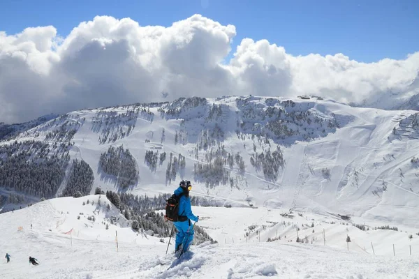 Mayrhofen Áustria Março 2019 Pessoas Visitam Mayrhofen Ski Resort Região — Fotografia de Stock