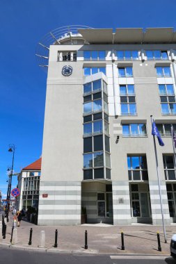 Varşova, Polonya - 19 Haziran 2016: Sheraton Hotel, Varşova, Polonya. Sheraton Marriott International tarafından sahip olunan bir markadır.