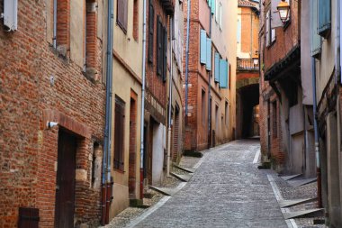 Albi, Fransa. Tarn Bölümündeki Albi kasabasının sokak manzarası.