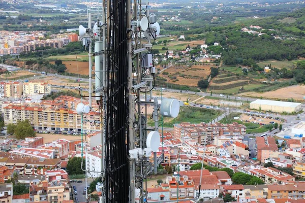 Avrupa Daki Istasyonu Spanya Cep Telefonu Vericileri — Stok fotoğraf