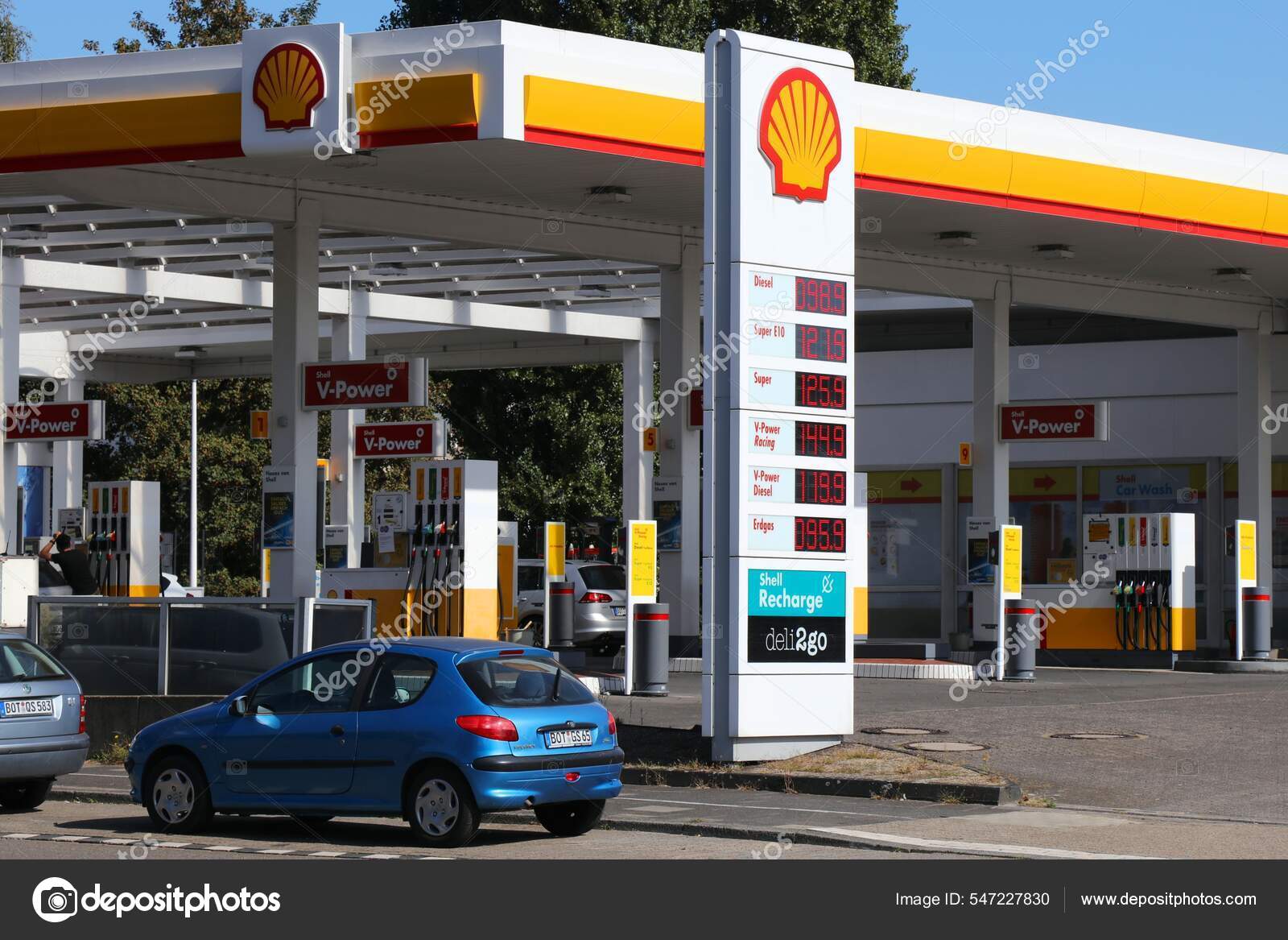 Gas Station Super Major Oil Companies Omv Petrol Station Stock