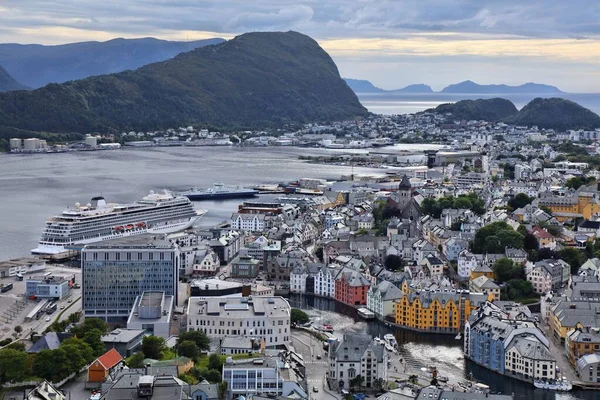 Alesund Şehri Norveç Aksla Dağından Hava Görüntüsü — Stok fotoğraf