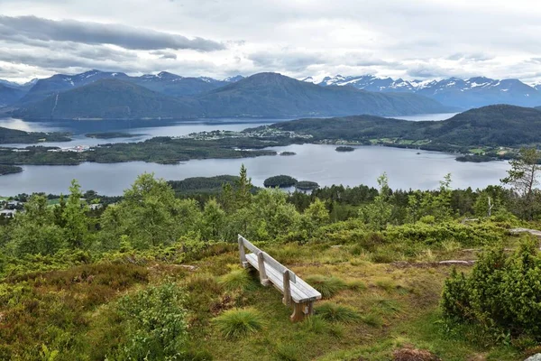 Norveç Sunnmore Bölgesi Manzarası Skodje Belediyesindeki Nihusen Dağı Ndan Görüntü — Stok fotoğraf