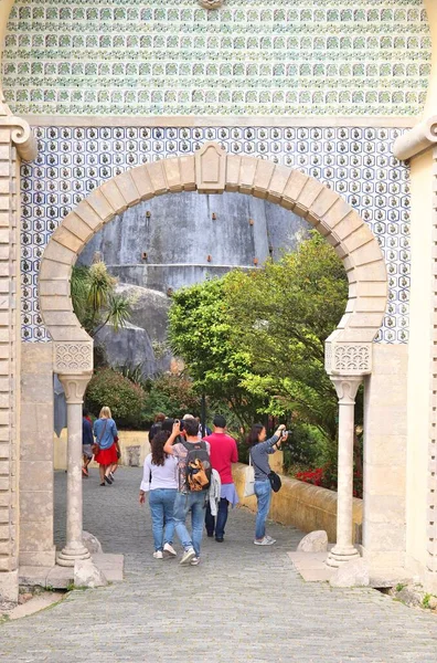 Sintra Πορτογαλια Μαΐου 2018 Τουρίστες Επισκέπτονται Την Τουριστική Ατραξιόν Pena — Φωτογραφία Αρχείου