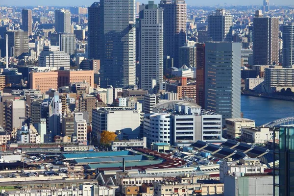 日本东京 2016年12月2日 朝阳区东京筑地区的城市景观 东京是日本的首都 780万人居住在市区 — 图库照片
