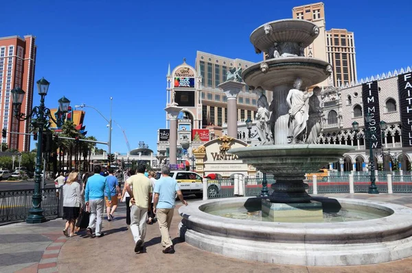 Las Vegas Usa Április 2014 Emberek Látogasson Las Vegas Strip — Stock Fotó