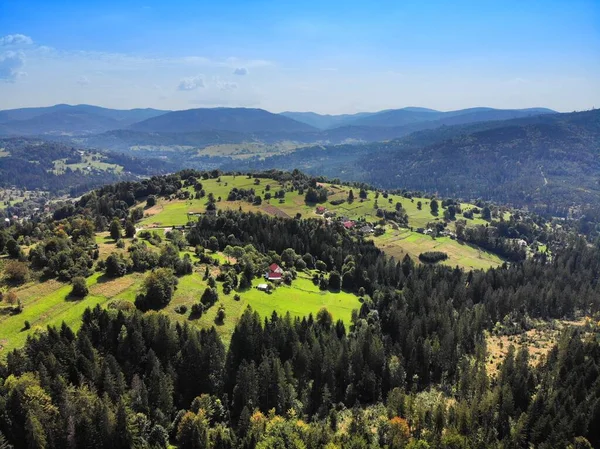 Lengyelországi Hegyeken Kívül Tájkép Zywiec Beskids Beskid Zywiecki Közelében Milowka — Stock Fotó