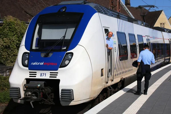 Wuppertal Alemanha Setembro 2020 Motorista Aguarda Trem Passageiros Marca National — Fotografia de Stock