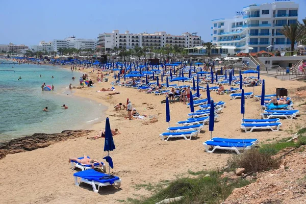 Protaras Cyprus May 2014 People Relax Sunrise Beach Protaras Cyprus — Stock Photo, Image