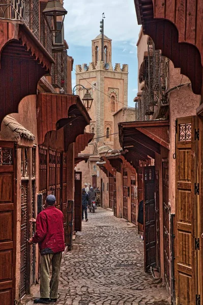 Marrakech Morocco Februari 2022 Mensen Bezoeken Straten Van Medina Oude — Stockfoto