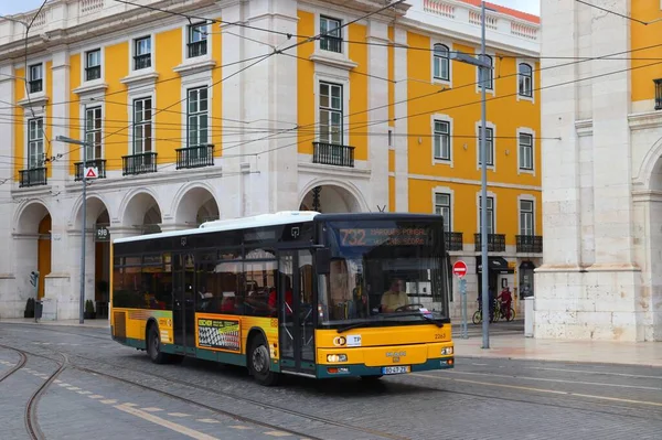 Лиссабон Португалия Июня 2018 Года Автобусная Линия Общественного Транспорта Лиссабоне — стоковое фото