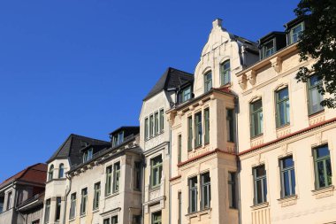 Chemnitz şehri, Almanya. Doğu Almanya 'da ikametgah mimarisi. Kassberg bölgesinde apartman binaları.