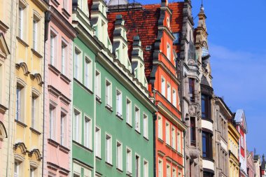Wroclaw şehrinin simgeleri, Eski Şehir 'deki Rynek Meydanı. Wroclaw Polonya.