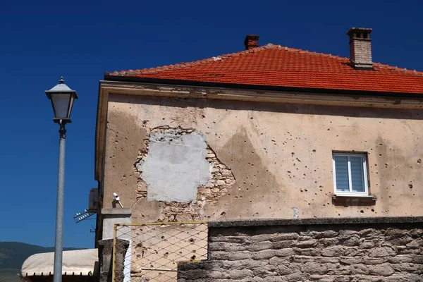 Buchi Proiettile Nella Città Mostar Bosnia Erzegovina Danni Storici Guerra — Foto Stock