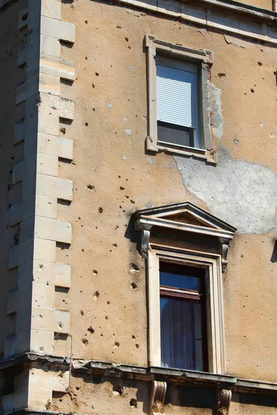 Buchi Proiettile Nella Città Mostar Bosnia Erzegovina Danni Storici Guerra — Foto Stock