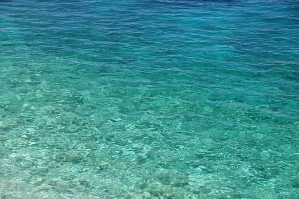 夏の水の背景 アドリア海 ターコイズ色の水の抽象 — ストック写真