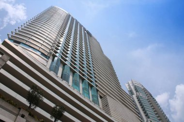 KUALA LUMPUR, MALAYSIA - 5 Şubat 2008: Kuala Lumpur, Malezya 'daki Hilton ve Le Meridien lüks otelleri. Le Meridien markası Marriott International Group tarafından işletilmektedir..