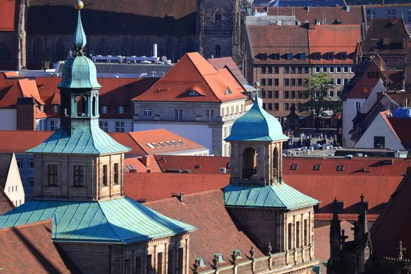 Нюрнберг Германия Крыши Старого Города Ратушей Rathaus — стоковое фото