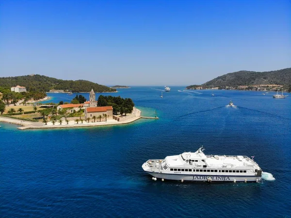Vis Croatia Juni 2021 Jadrolinija Ferry Komt Aan Het Eiland — Stockfoto