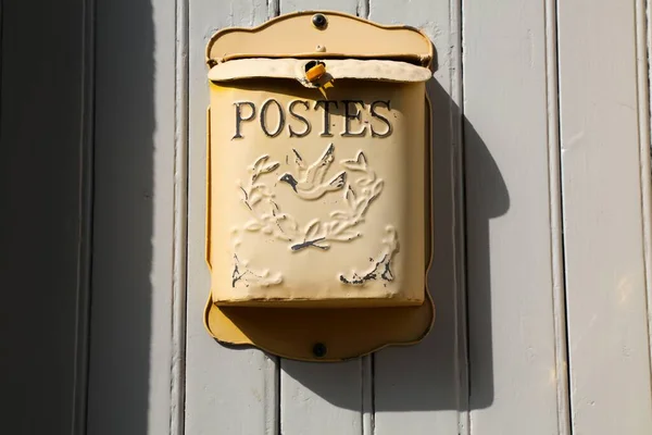 Vintage Style Metal Post Box Arles France — стокове фото