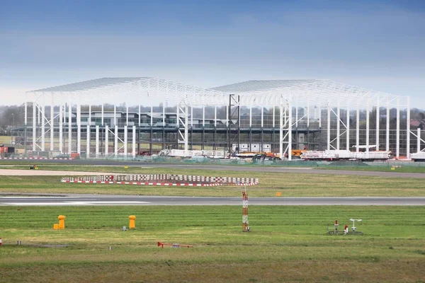 Bau Eines Flughafen Hangars Flughafen Birmingham Großbritannien — Stockfoto