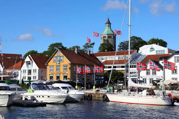 Stavanger Noruega Julho 2020 Pessoas Visitam Borough Storhaug Stavanger Noruega — Fotografia de Stock