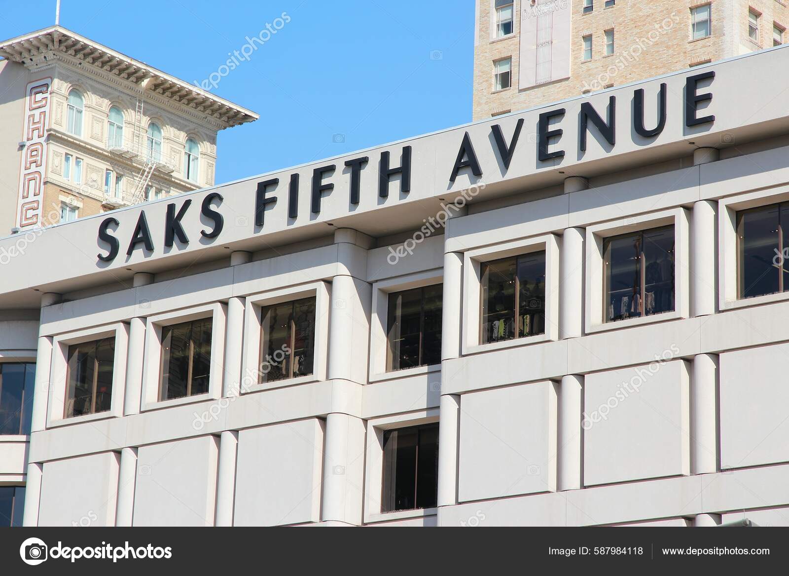The Department Store Museum: Saks Fifth Avenue, New York City, New