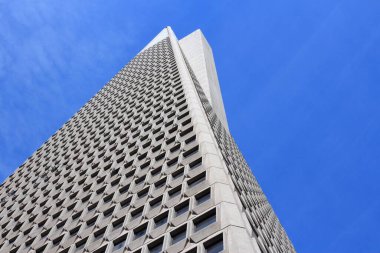 san francisco, ABD - ö. 8 Nisan 2014: transamerica pyramid gökdelenin san Francisco, ABD. 853 ft (260 m yüksekliği ile san francisco en yüksek binası olan).