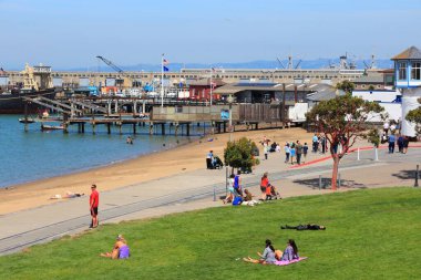 san francisco, ABD - ö. 8 Nisan 2014: san Francisco, ABD su parkı ziyaret. san francisco's California 4 en kalabalık şehri (837,442 insanlar 2013).