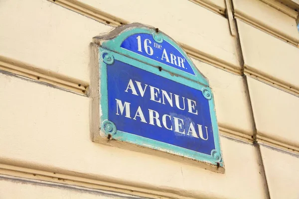 Париж Франция Старый Знак Улицы Авеню Марсо — стоковое фото