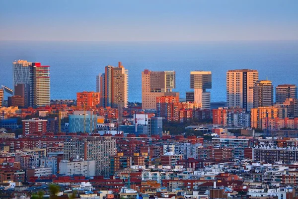 Paesaggio Urbano Barcellona Con Mar Mediterraneo Sullo Sfondo Vista Sulla — Foto Stock