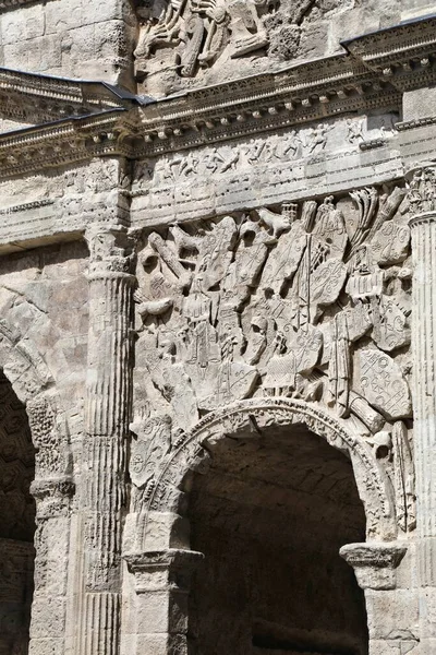 Pomarańczowe Miasto Prowansji Lista Światowego Dziedzictwa Unesco Starożytny Rzymski Łuk — Zdjęcie stockowe