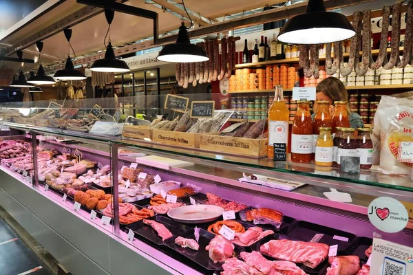 Albi France September 2021 Local Specialist Butcher Charcuterie Store Covered — Stock Photo, Image